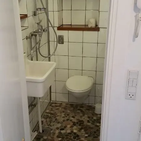 Storby Refugiet - Praktisk Og Roligt *